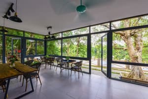 thumbnail: Interior