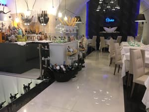 thumbnail: Restaurant