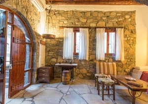 thumbnail: In-room dining