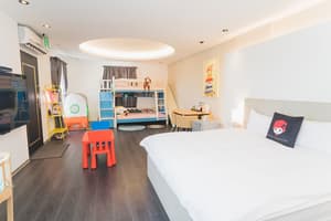 thumbnail: Room