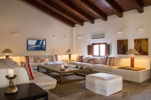 thumbnail: Living area