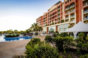 thumbnail: Outdoor pool