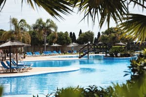 thumbnail: Outdoor pool