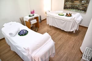 thumbnail: Massage