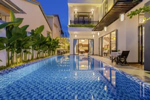 thumbnail: Outdoor pool