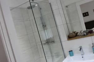 thumbnail: Bathroom shower