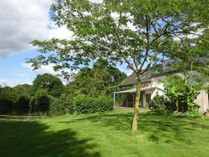 thumbnail: Property grounds