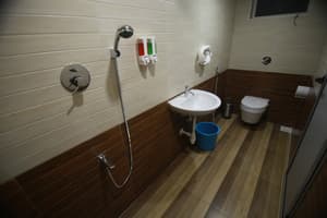 thumbnail: Bathroom