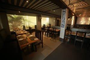 thumbnail: Restaurant