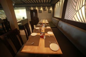 thumbnail: Restaurant