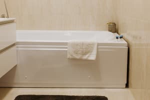 thumbnail: Bathroom shower