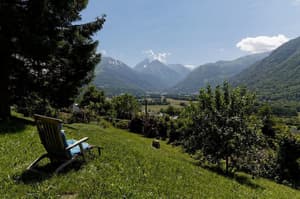 thumbnail: Mountain view