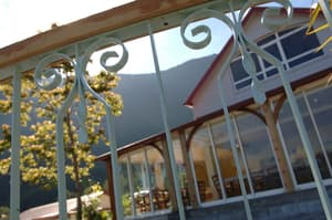 thumbnail: Exterior detail