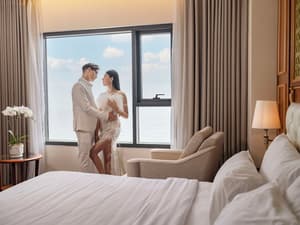 thumbnail: Indoor wedding