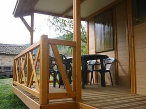 thumbnail: Exterior