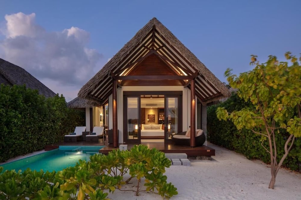 Private pool