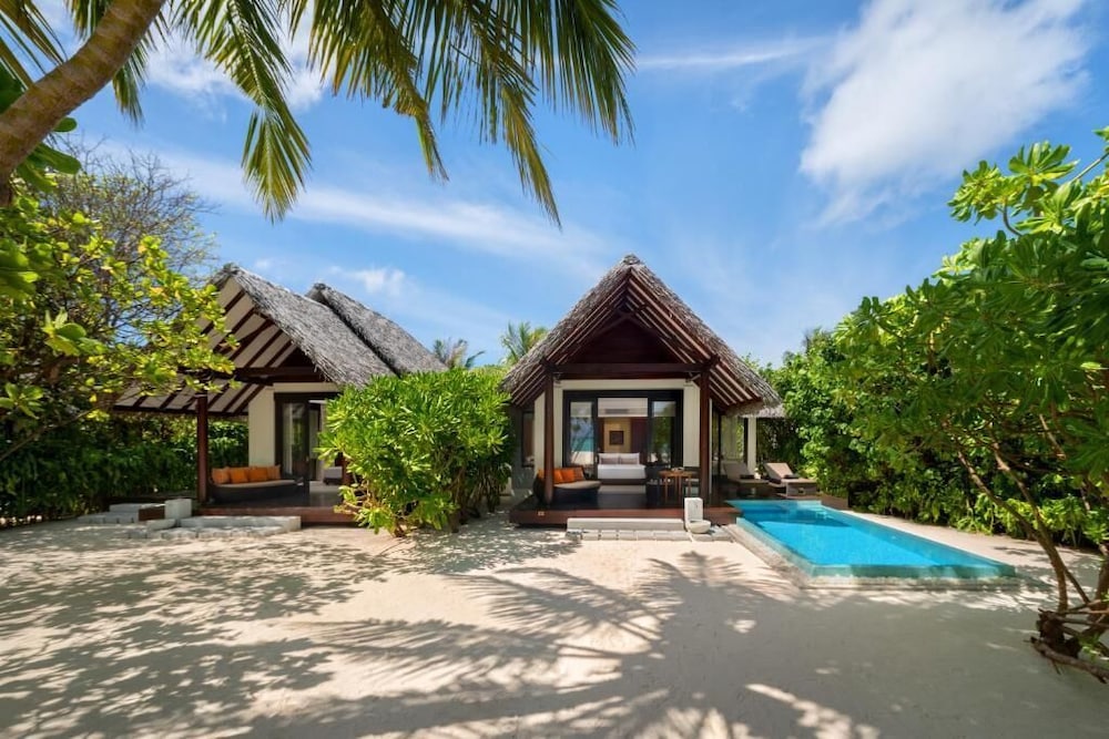 Private pool