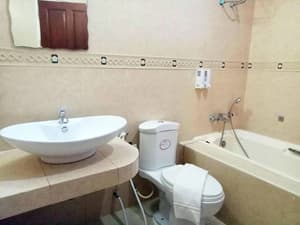 thumbnail: Bathroom