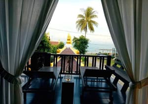 thumbnail: Balcony