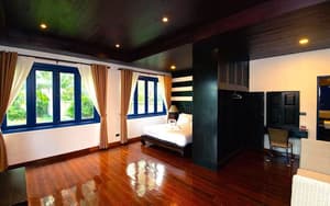 thumbnail: Room