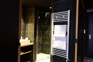 thumbnail: Bathroom sink