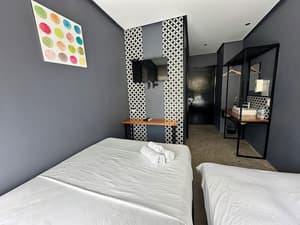 thumbnail: Room