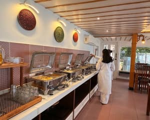 thumbnail: Restaurant