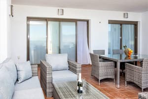 thumbnail: Terrace/patio