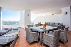 thumbnail: Terrace/patio