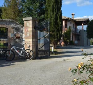 thumbnail: General view