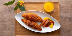 thumbnail: Room service - dining