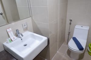 thumbnail: Bathroom