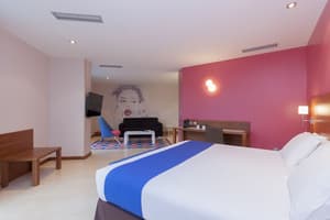 thumbnail: Room