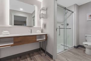 thumbnail: Bathroom shower