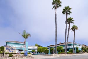 thumbnail: Front of property