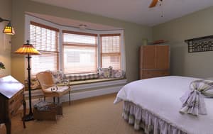 thumbnail: Room