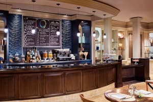 thumbnail: Restaurant