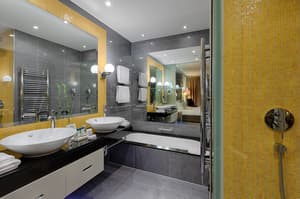 thumbnail: Bathroom