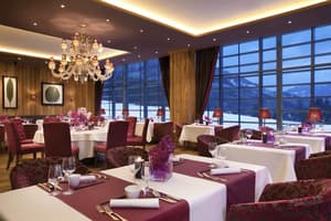 thumbnail: Restaurant