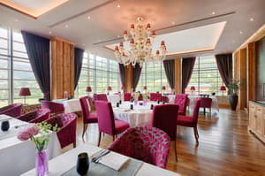 thumbnail: Restaurant