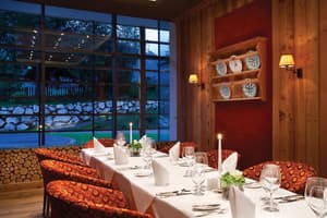 thumbnail: Restaurant