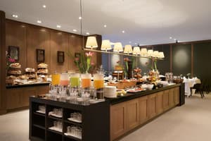 thumbnail: Breakfast area
