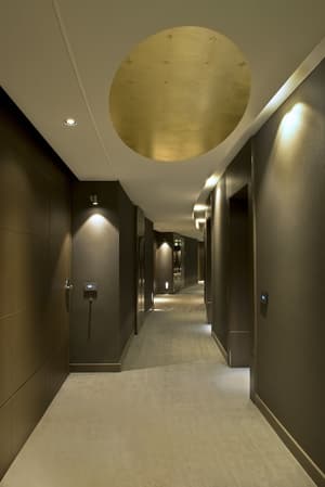thumbnail: Hallway