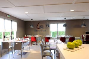 thumbnail: Restaurant