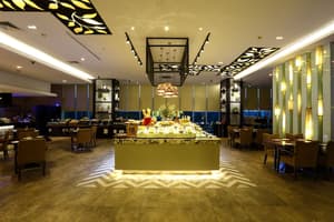thumbnail: Restaurant