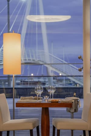thumbnail: Restaurant