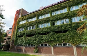 thumbnail: Exterior