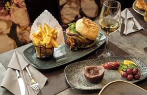 thumbnail: Restaurant