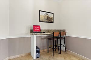 thumbnail: Business center
