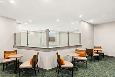 On-Site,Business/Events,Meeting Room,Lobby
